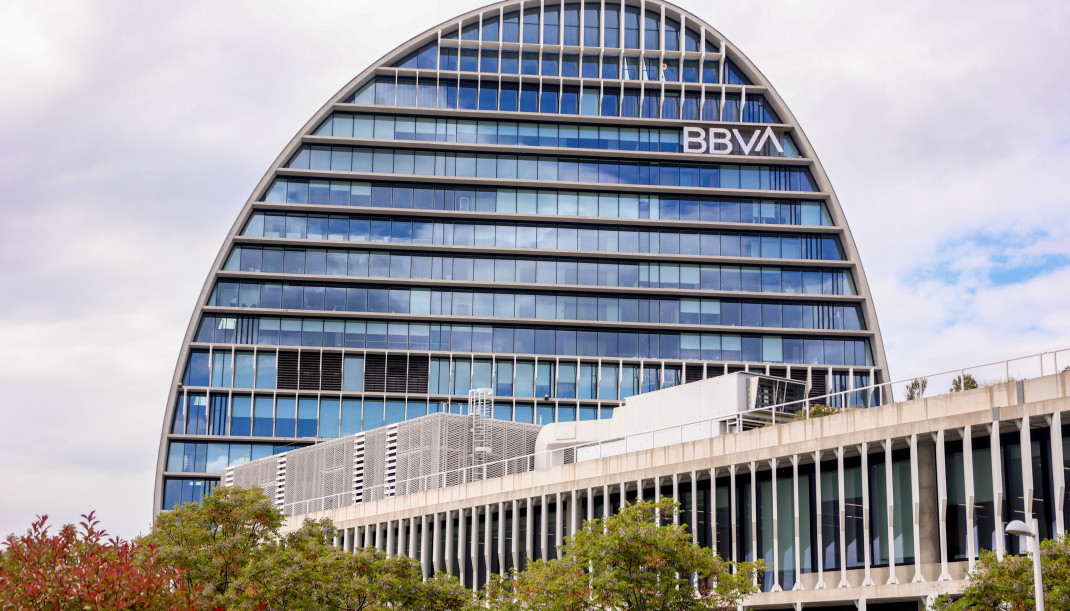 Archivo - Fachada de la sede de BBVA, a 26 de septiembre de 2024, en Madrid (España).