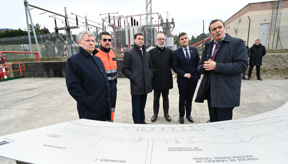 Arrancan las obras del electrolizador de 100 MW de Petronor con una inversión inicial de 292 millones. El lehendakari, Imanol Pradales, visita la empresa
