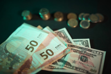 Archivo - Crece el número de operaciones de capital un 1,75% mientras cae un 6% el importe en 2025, según Experian.