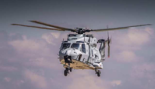 Archivo - Un helicóptero NH90 de Airbus Helicopters para la Armada.