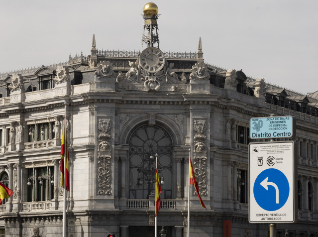 Archivo - Fachada del Banco de España, a 1 de abril de 2025, en Madrid (España).