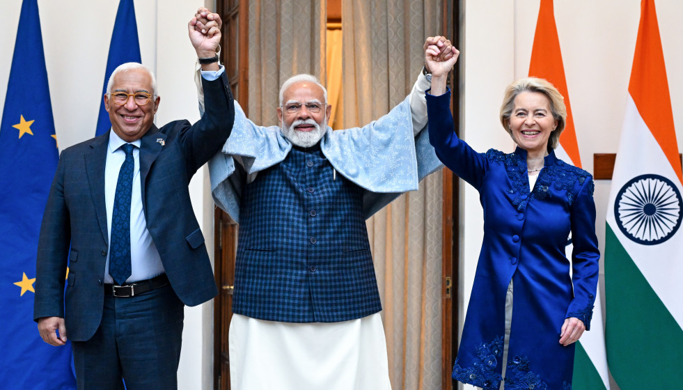 El presidente del Consejo Europeo, António Costa; el primer ministro de India, Narendra Modi; y la presidenta de la Comisión Europea, Ursula von der Leyen, tras anunciar un acuerdo de libre comercio