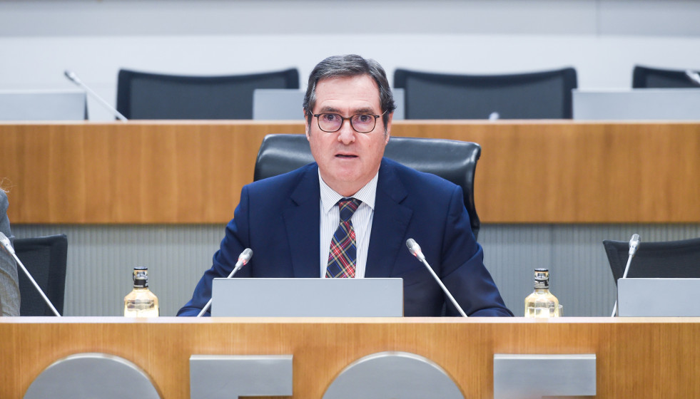 El presidente de CEOE, Antonio Garamendi en la sede CEOE.