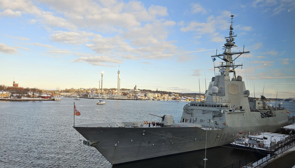 Archivo - La fragata F-102 Almirante Juan de Borbón de la Armada.