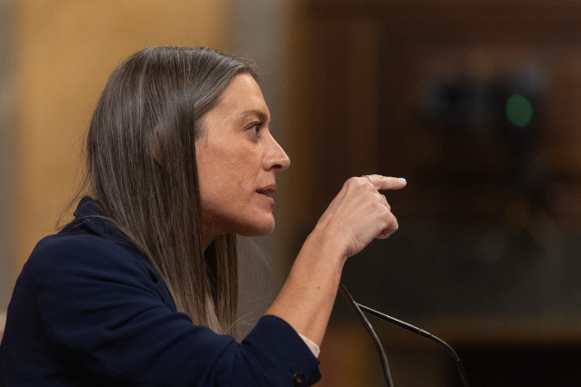 La portavoz de Junts en el Congreso, Miriam Nogueras, durante una sesión plenaria extraordinaria en el Congreso de los Diputados, a 27 de enero de 2026, en Madrid (España).