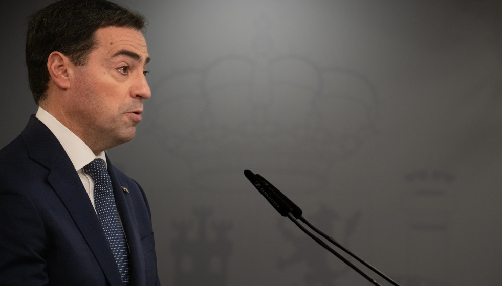 El lehendakari, Imanol Pradales, ofrece una rueda de prensa tras una reunión con el presidente del Gobierno, en el Complejo de la Moncloa, a 27 de enero de 2026, en Madrid (España).