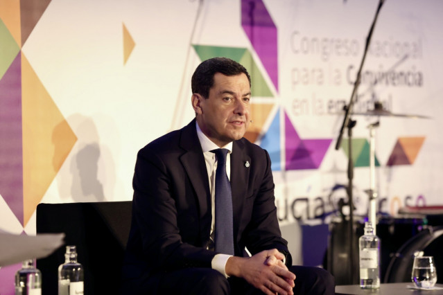 Juanma Moreno, durante su participación en Córdoba en el Congreso Nacional para la Convivencia en la Era Digital 'Andalucía frente el acoso'.