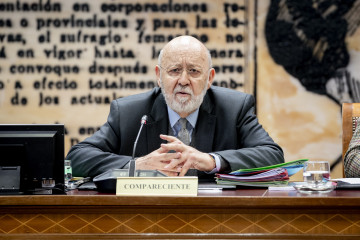 Archivo - El Presidente del Centro de Investigaciones Sociológicas (CIS), José Félix Tezanos Tortajada, comparece ante la Comisión de Investigación sobre la gestión del CIS, en el Senado, a 9 de