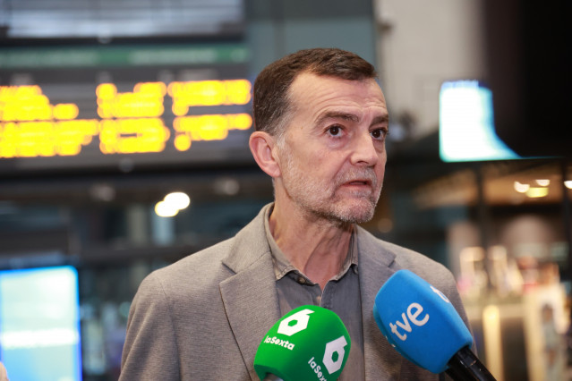 El coordinador federal de Izquierda Unida y candidato de la coalición Por Andalucía a la Presidencia de la Junta, Antonio Maíllo, este martes, en Sevilla