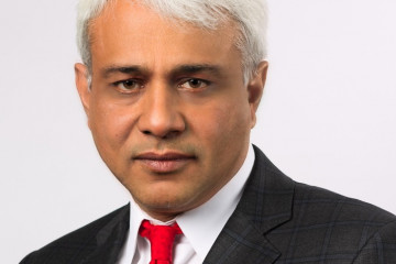 Archivo - Santander nombra a Mahesh Aditya como nuevo director global de riesgos