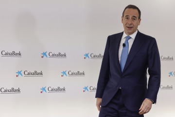 El consejero delegado de CaixaBank, Gonzalo Gortázar, presenta los resultados de la entidad correspondientes al ejercicio 2025.