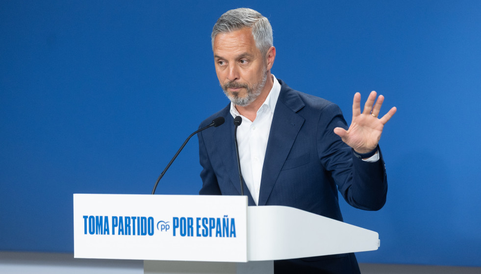 Archivo - El vicesecretario de Hacienda, Vivienda e Infraestructuras, Juan Bravo, durante una rueda de prensa para tratar asuntos de actualidad, en la sede del PP, a 4 de agosto de 2025, en Madrid (Es