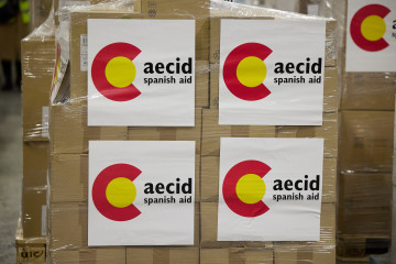 Archivo - Cajas con ayuda humanitaria de AECID