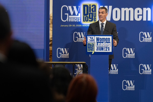 El presidente del Gobierno, Pedro Sánchez, interviene en el acto Mujeres liderando la ONU del siglo XXI, en la Real Academia de Bellas Artes de San Fernando, a 30 de enero de 2026, en Madrid (España).