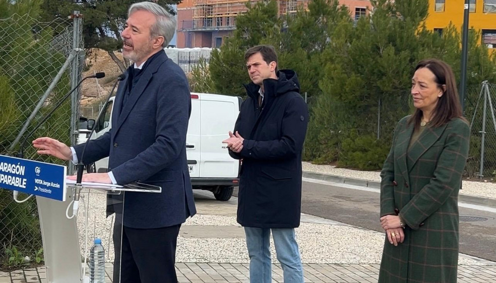 Jorge Azcón ha trasladado la importancia de que los aragoneses depositen sus votos el 8 de febrero.