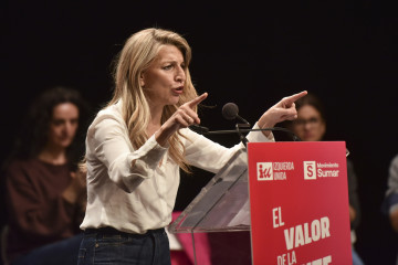 La vicepresidenta segunda del Gobierno y ministra de Trabajo y Economía Social, Yolanda Díaz, durante un acto de campaña electoral en Huesca.