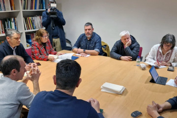 Reunión del viceconsejero de Industria, Juan Carlos Campo, y la directora general de Empleo y Asuntos Laborales, Judith Flórez, con el comité de empresa de Ence.