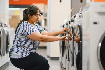 FECE y AECOC piden a los ministros impulsar un Plan Renove Nacional de electrodomésticos con fondos.