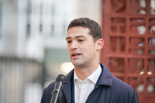 Archivo - El portavoz del PNV en el Parlamento Vasco, Joseba Díez Antxustegi