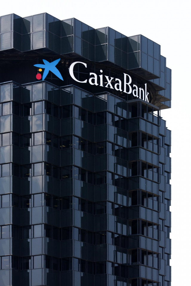 Archivo - Sede de CaixaBank en Barcelona