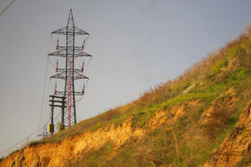 Archivo - Tendido De Electricidad