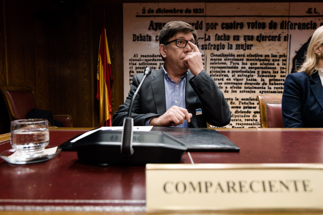 El exdirigente socialista Paco Salazar comparece durante la Comisión de Investigación del ‘caso Koldo’, en el Senado, a 5 de febrero de 2026, en Madrid (España).