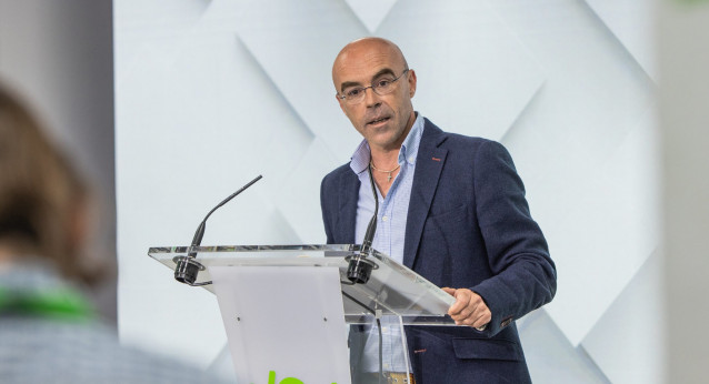 Archivo - El jefe de la Delegación de Vox en el Parlamento Europeo, Jorge Buxadé