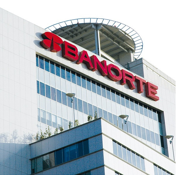 Archivo - Sede de Grupo Financiero Banorte.