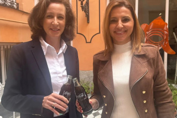 Elodie Perthuisot, directora Ejecutiva de Carrefour España y Ana Callol, directora General de Coca-Cola Europacific Partners Iberia
