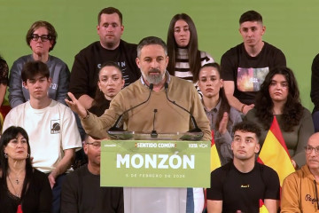 El presidente de Vox, Santiago Abascal, en un mítin en Monzón.