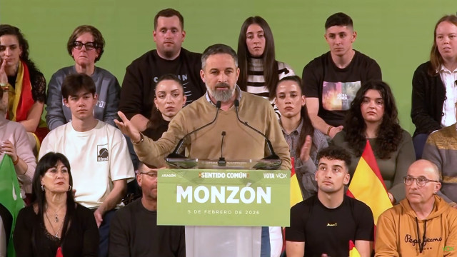 El presidente de Vox, Santiago Abascal, en un mítin en Monzón.
