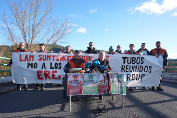 Rueda de prensa del comité de empresa de Tubos Reunidos en Amurrio