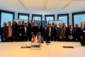 Archivo - Firma de la confinanciación de la OCCAR al programa 'React II' coordinado por Indra