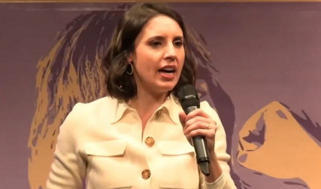 Irene Montero en un acto de cierre de campaña de las elecciones de Aragón el 6 de feberero de 2026
