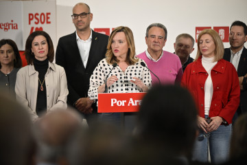 La candidata del PSOE a la Presidencia al Gobierno de Aragón, Pilar Alegría, ofrece una rueda de prensa tras el cierre de la noche electoral, en la sede autonómica del PSOE, a 8 de febrero de 2026,