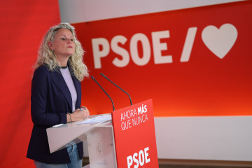 La portavoz de la CEF, Montse Mínguez, ofrece una rueda de prensa tras la reunión de la Comisión Ejecutiva Federal del PSOE, a 9 de febrero de 2026, en Madrid (España).