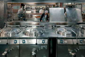 Archivo - Comedor del Hospital Virgen del Rocío (Sevilla)