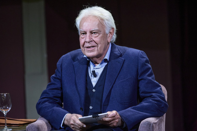 El expresidente del Gobierno Felipe González durante los Desayunos del Ateneo, a 10 de febrero de 2026, en Madrid (España).