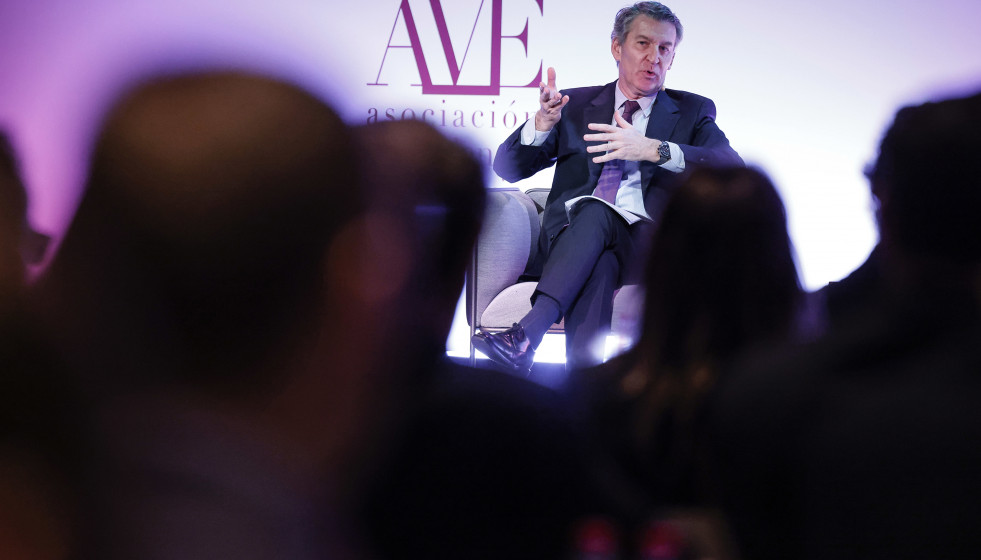 El líder del PP, Alberto Núñez Feijóo, participa en la asamblea anual de AVE