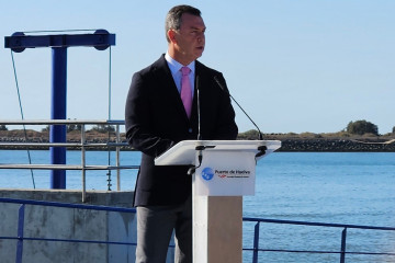 Archivo - El presidente de Puertos del Estado,, Gustavo Santana, en el Puerto de Huelva