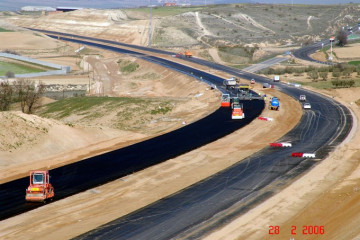 Archivo - Obras de construcción de la autopista Madrid-Toledo