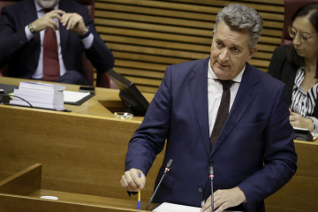 Archivo - El vicepresidente tercero y conseller de Medio Ambiente, Infraestructuras, Territorio y Recuperación, Vicente Martínez Mus, comparece ante el pleno de Les Corts