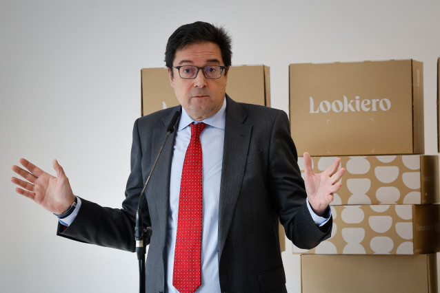 Archivo - El ministro para la Transformación Digital y de la Función Pública, Óscar López.