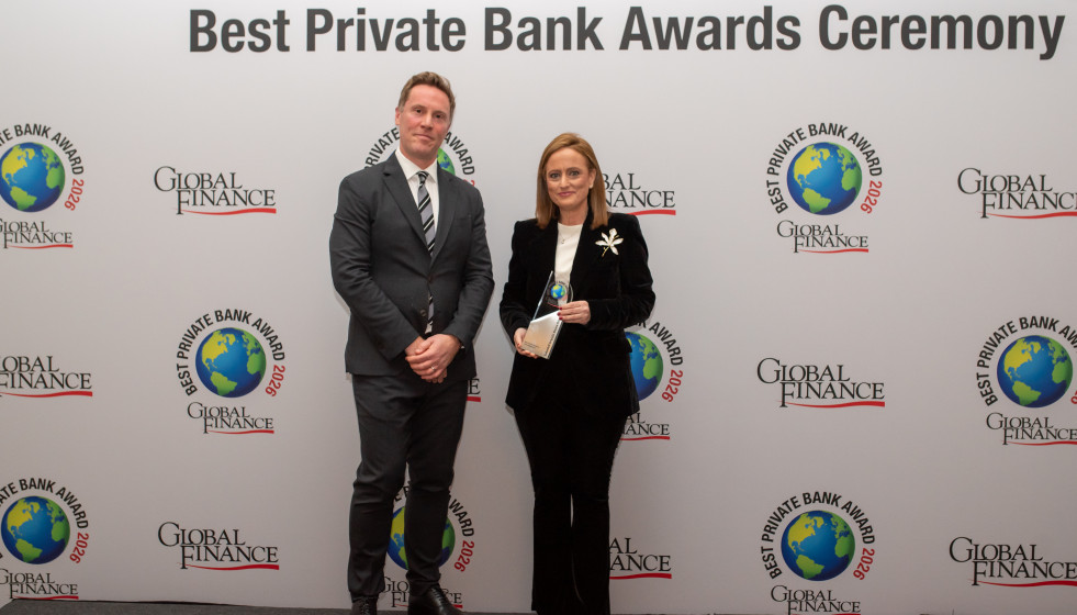 Momento de la entrega del premio.