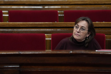 La consellera de Territorio, Sílvia Paneque, durante un pleno en el Parlament de Cataluña, a 12 de febrero de 2026, en Barcelona, Catalunya (España)