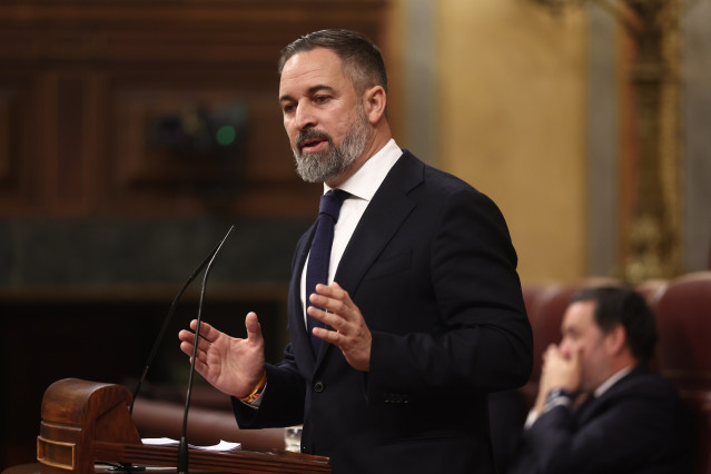 El presidente de VOX, Santiago Abascal, en una sesión de control al Gobierno , en el Congreso de los Diputados, a 11 de febrero de 2026, en Madrid (España).