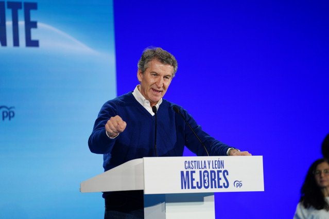 El presidente del PP, Alberto Núñez Feijóo, presenta la candidatura del partido para las elecciones del 15M encabezada por Alfonso Fernández Mañueco, a 13 de febrero de 2026, en Salamanca,
