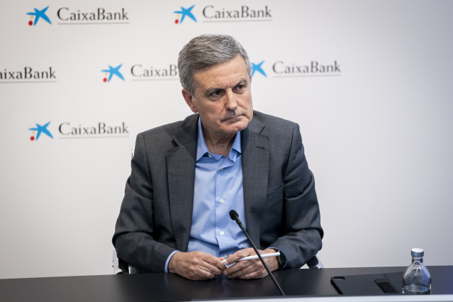 Archivo - El presidente de Correos y Telégrafos, Pedro Saura García, durante el encuentro 'La reconstrucción tras la DANA: el rol de la empresa', en el Auditorio CaixaBank, a 8 de mayo de 2025, en Madrid (España).