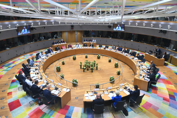 EuropaPress 7048552 handout 23 october 2025 belgium brussels general view of the round table (2)