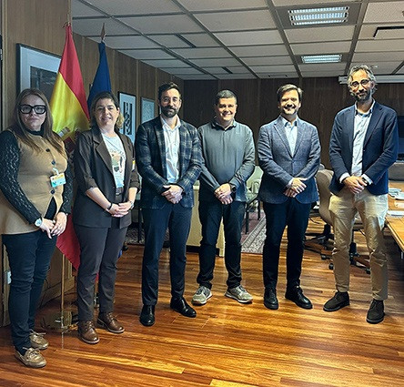 UGT FICA Y CCOO Industria se reúnen con el secretario de Estado de Energía, Joan Groizard, para abordar las situaciones de las energías renovables